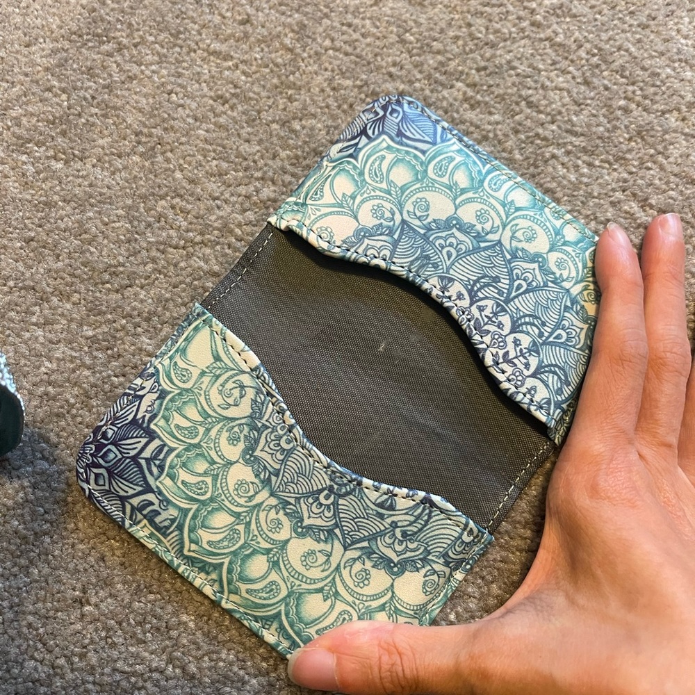 Magnet card case
